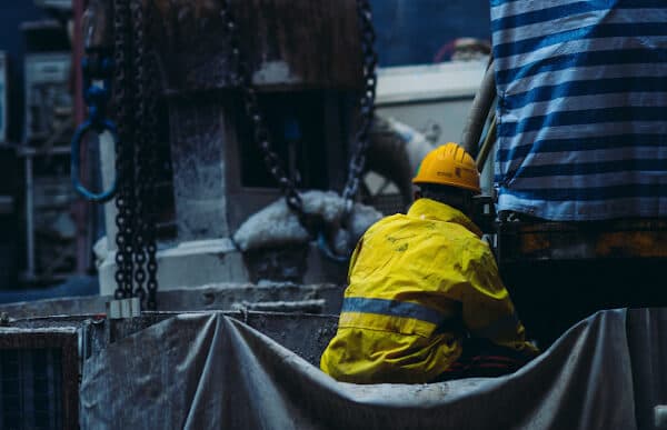 employee-travel-safety-2