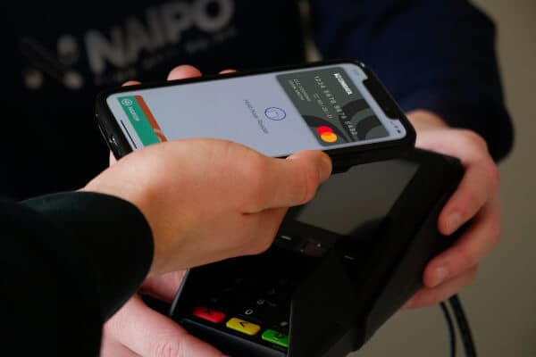 tap-and-pay-virtual-cards-2